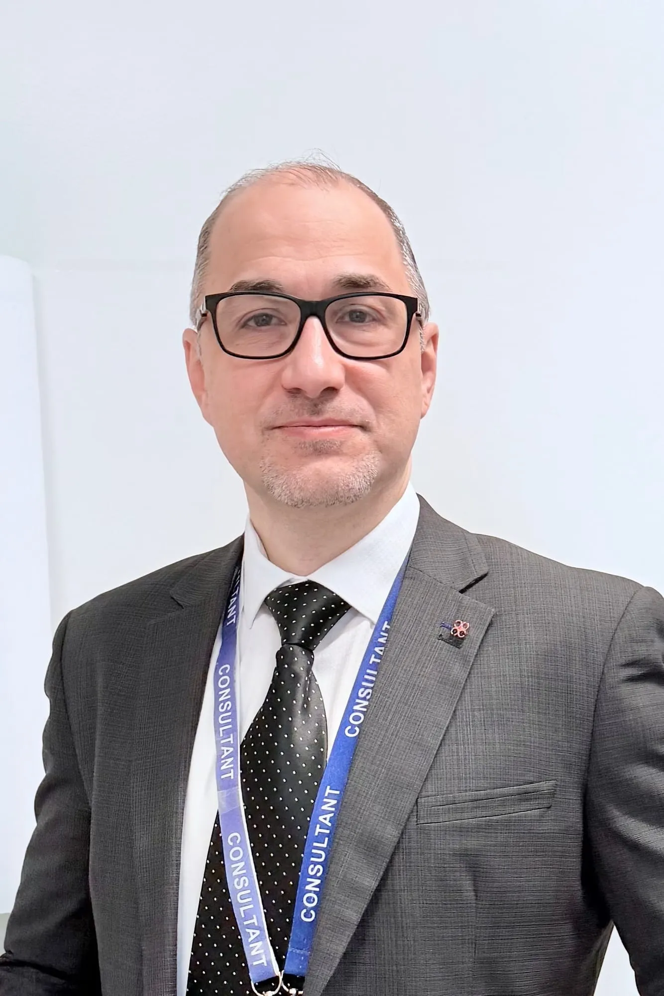 Mr Mokhamed Orabi, Consultant Obstetrician & Gynaecologist